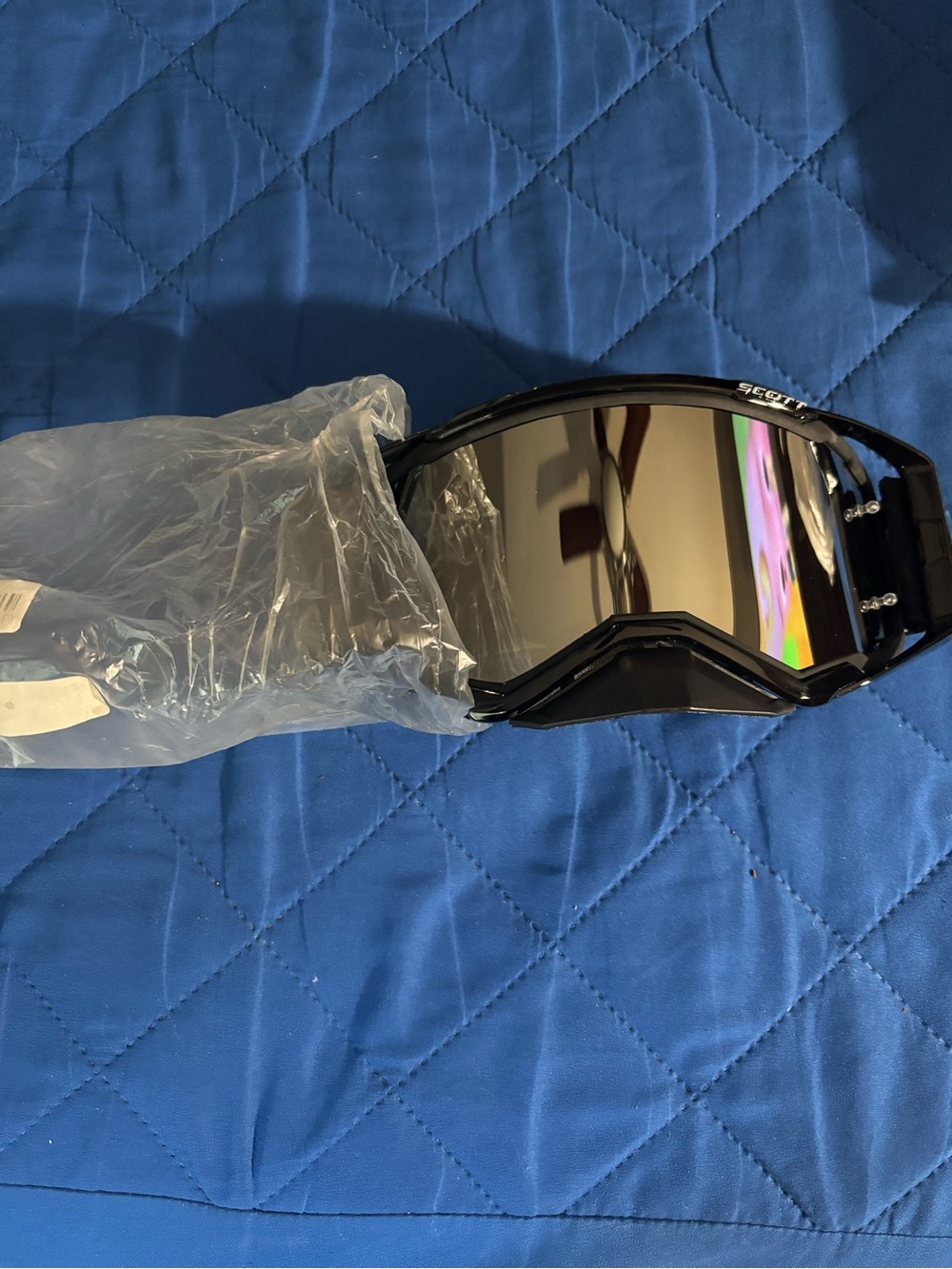 Black Mirrored VR/AR Goggles